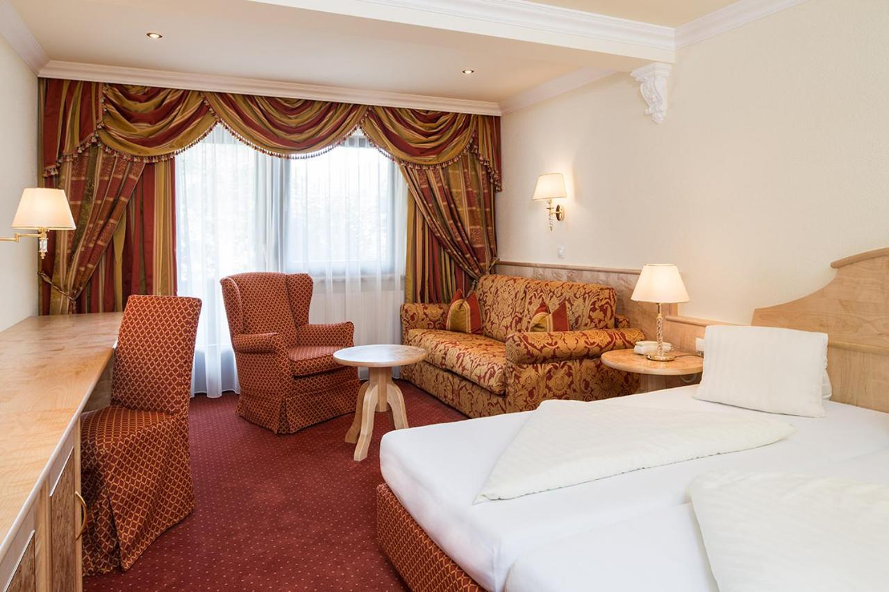 Hotel Jenbacherhof B&B Экстерьер фото