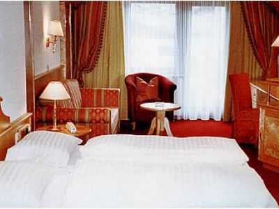 Hotel Jenbacherhof B&B Экстерьер фото
